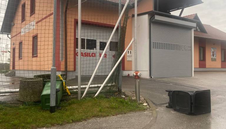 Močan veter povzročil več intervencij na Ptuju in v okolici, največ težav na območju Ormoža