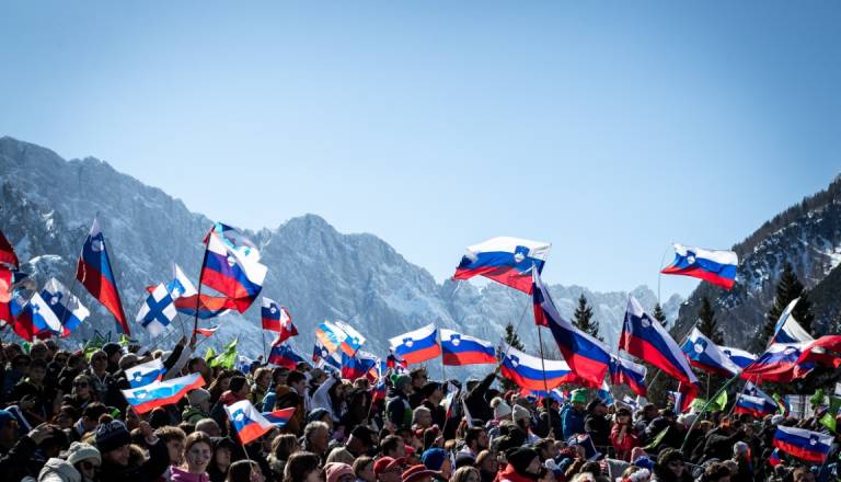 Nika Prevc do izjemne zmage v Planici