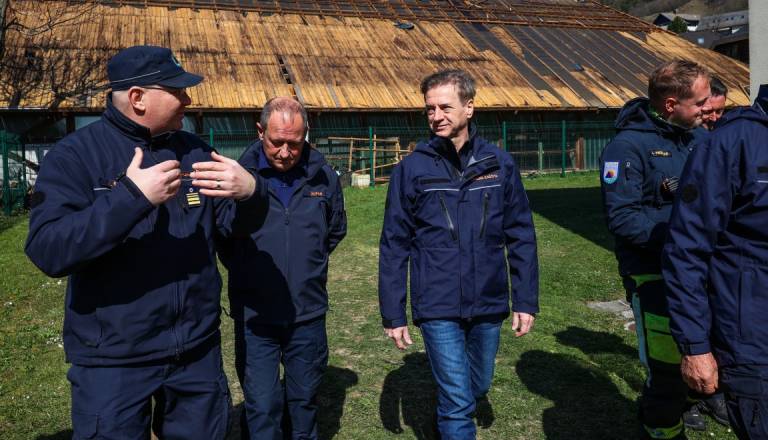 FOTO: Golob po ogledu škode izpostavil hitro ukrepanje in pomoč