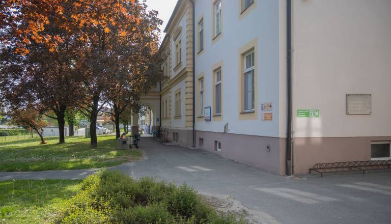 Kadrovski izzivi ptujske bolnišnice ostajajo, preverili smo govorice o množičnih odhodih zdravnikov