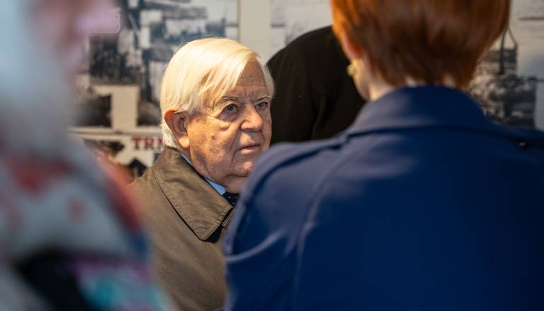 Kučan v Murski Soboti pogrešal župana Novega mesta: Problemi se rešujejo z dialogom