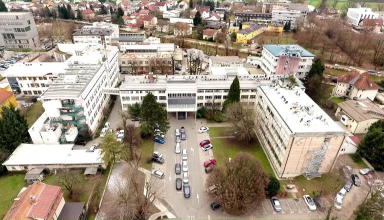 V Ljubljani robotski roki za prihodnost sodelovanja človek-robot