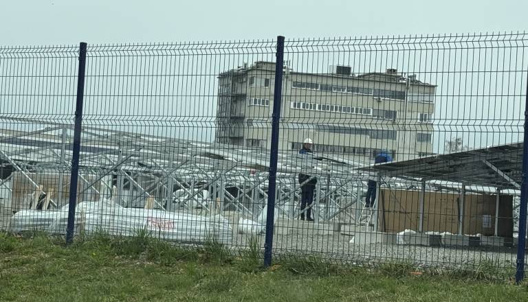 Kaj gradijo pri Melaminu?