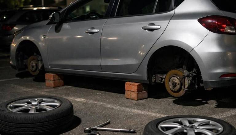 Kljub izvajanju ukrepov porast tatvin koles iz avtomobilov v Pomurju