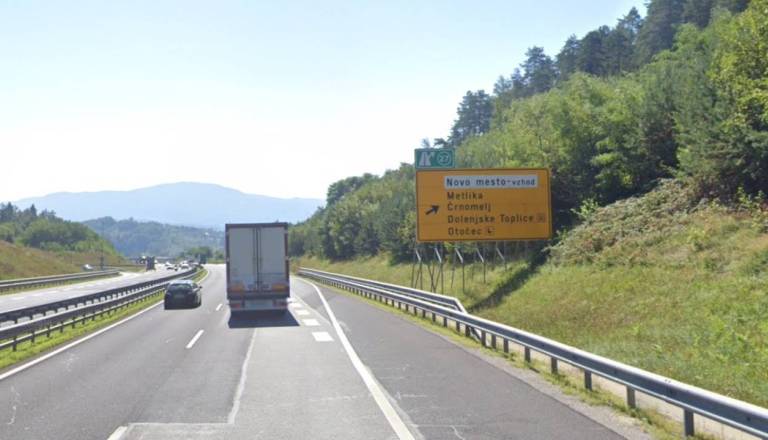 Dolenjske in belokranjske občine zahtevajo začetek tretje razvojne osi: »Dovolj je zavlačevanja.«