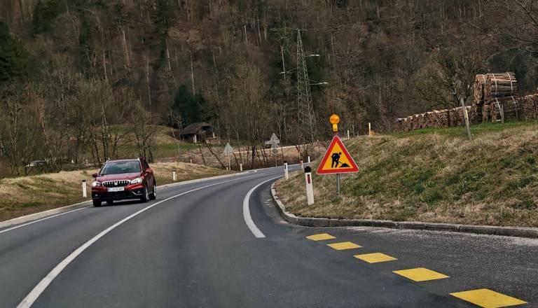 FOTO: Prenova ceste med Škofjo Loko in Železniki teče, a šele marca 2028 jo bodo končali