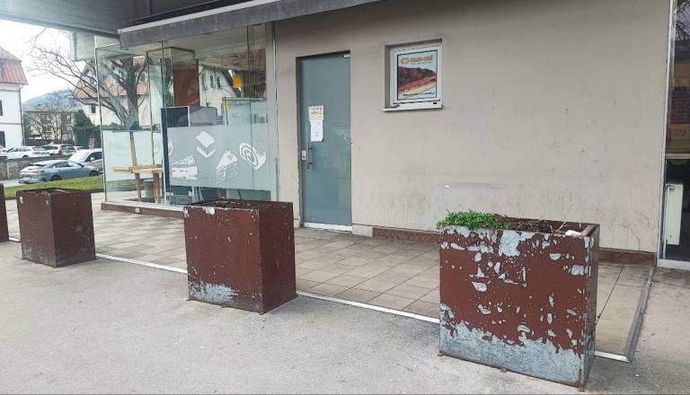 Bo župan sprejel kritiko in vplival na to točko Škofje Loke, ki ni ravno čedna?