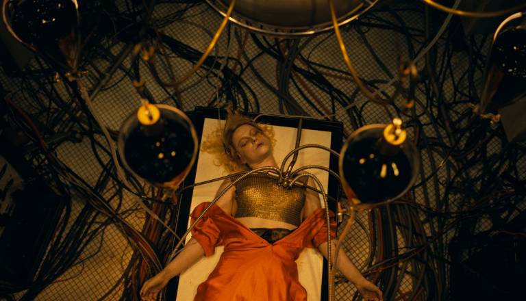 Srhljiva noč v Mariboxu: Nevesta oživi na Monster Night večeru