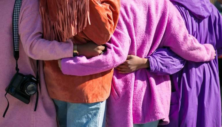 Dame, ne spreglejte! V nedeljo v Mariboru drsate, plavate in smučate brezplačno