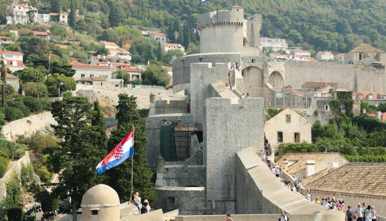 Srbija odsvetuje potovanja na Hrvaško. To je razlog