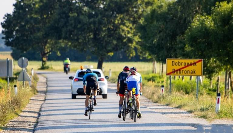 Spor glede zemljišč za kolesarsko pot Dobrovnik-Kobilje dobil sodni epilog