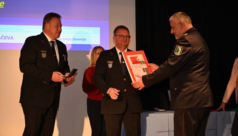 FOTO: V Rogašovcih podelili priznanja Civilne zaščite za Pomurje