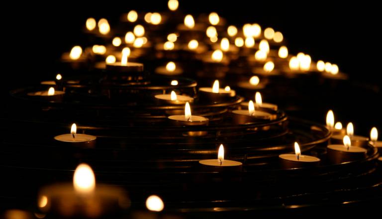 Po tragičnem padcu v kamnolomu umrl 63-letni moški