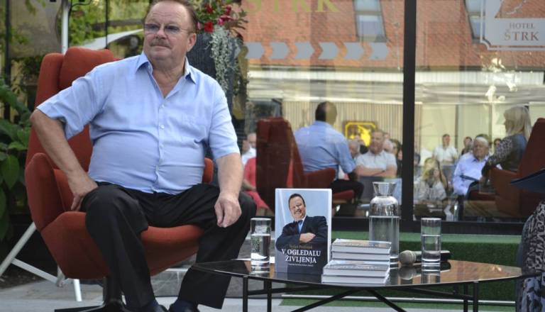 Bodečo nežo za najbolj seksistično izjavo prejel Štefan Pavlinjek