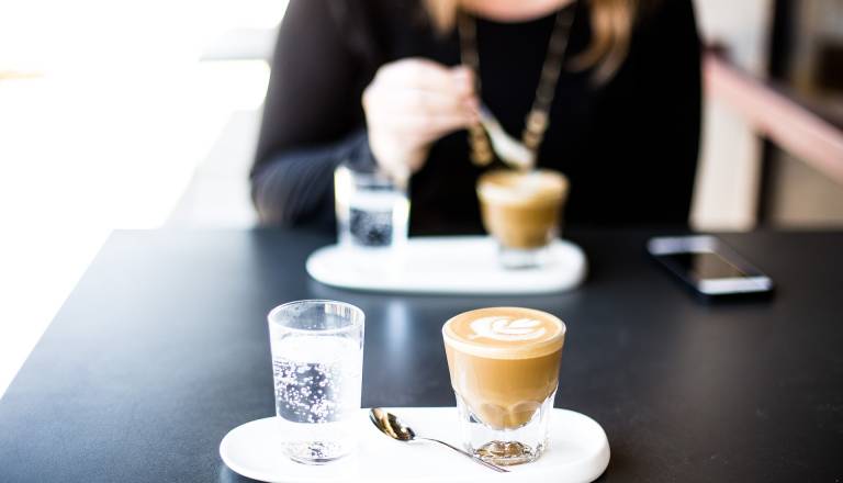 ZBIRANJE PREDLOGOV PODALJŠANO: Kje v Ljubljani ali okolici postrežejo naj kavo?