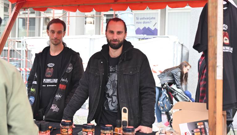 Pomurca zbrala več, kot sta upala: Po izjemnem odzivu bosta del sredstev podarila naprej