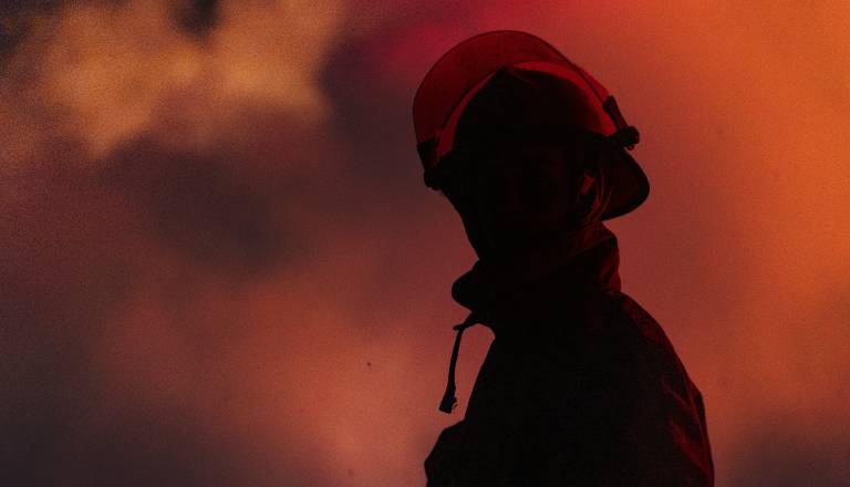 Na Blejski Dobravi posredovali gasilci, močan veter poškodoval sončno elektrarno