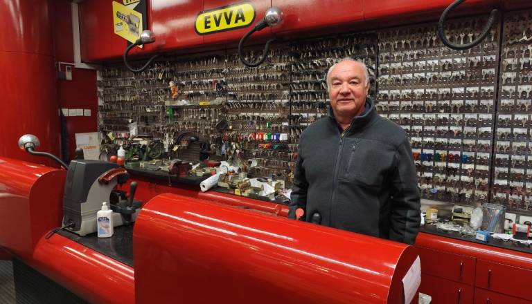 FOTO in VIDEO: Boštjan Belič, ključavničar v podhodu Ajdovščina: »O prenovi se govori že 18 let. Ne vem, če jo bom doživel«