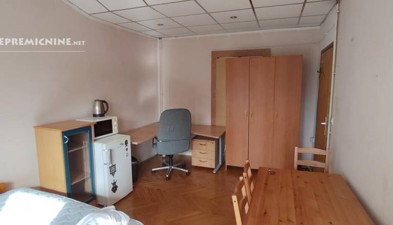 Primerjava: Za 600 evrov na Dunaju dvosobno stanovanje, v Ljubljani komaj garsonjera