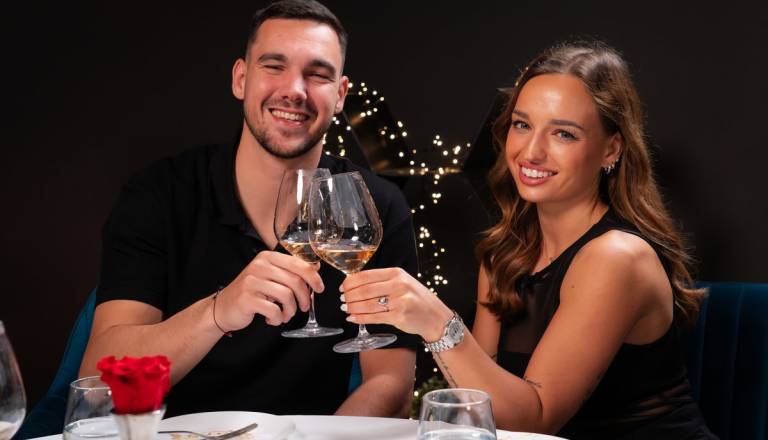 Kaja in Karlo delila veselo novico 