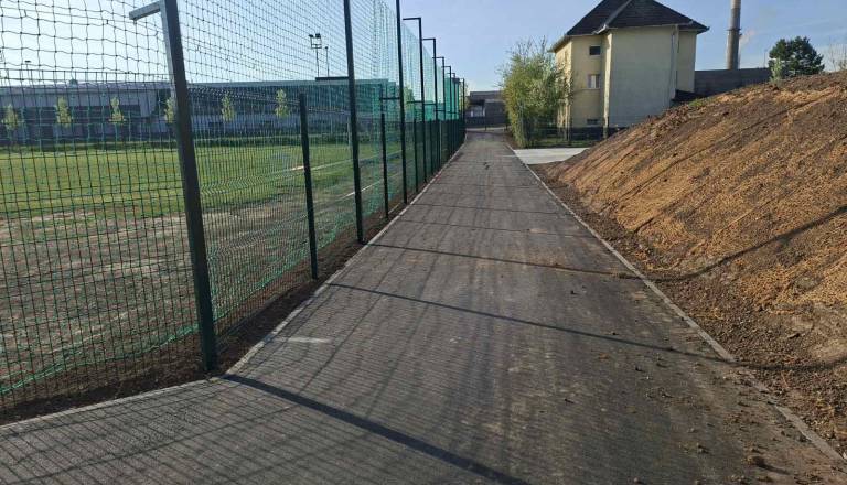 Športni park Stražišče z novimi ureditvami in prostorom za pomožno nogometno igrišče