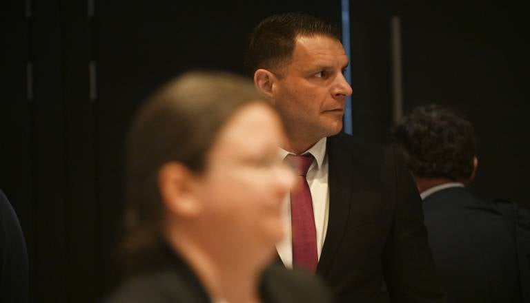 Burni odzivi na izvolitev Stevanovića v državni zbor: »Korupcija« na eni strani, »nova koalicija« na drugi