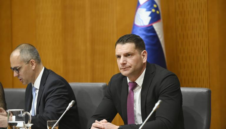 Politični zasuk: Stevanović izvoljen za predsednika državnega zbora