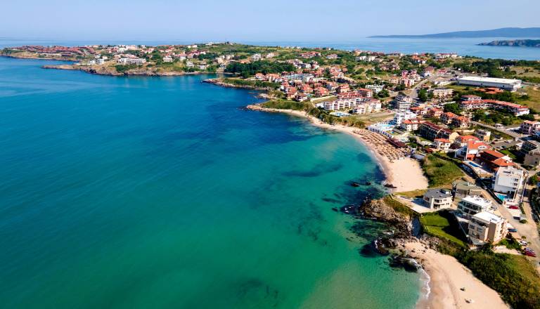 Je to mesto ob Črnem morju skriti turistični biser? Lepi razgledi in pivo za manj kot dva evra