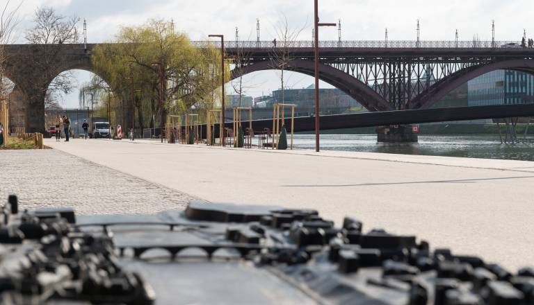 Na Lentu bo sladoled prodajal le eden: Občina oddaja atraktivno lokacijo