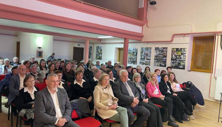 Nova bivalna enota za starejše v višini 3,4 milijona evrov: Občina predstavila novost za starejše občane