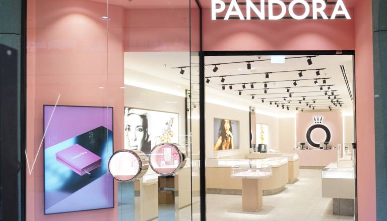 Europark z odprtjem nove in dveh prenovljenih trgovin navdušil obiskovalce