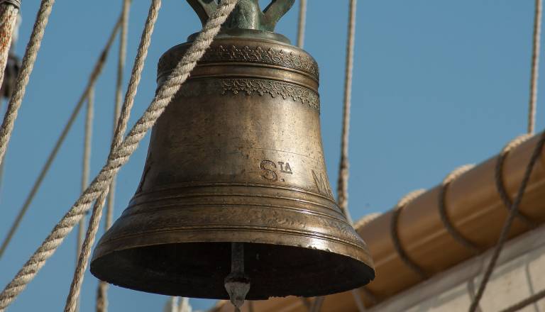 Rezervacije za zvon želja na Blejskem otoku? Šlo je za prvaprilsko potegavščino