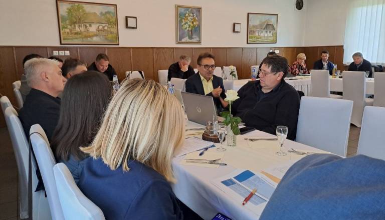 Vsi sklepi sprejeti, a brez pomislekov ni šlo: Župani kritični do prostorskega načrtovanja