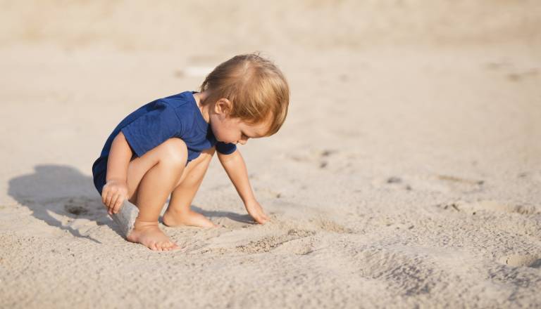 Starši, pozor! Odpoklicali so to kremo za dojenčke, ste jo kupili?
