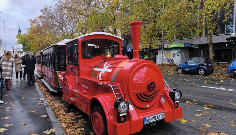 Zakaj na mariborskih ulicah danes ne boste videli mestnega vlakca?