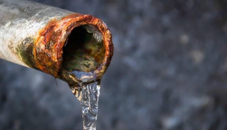 Težave z vodovodom na Ptuju: več kot 40.000 ljudi lahko brez vode v nekaj urah