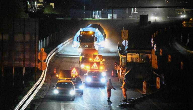 FOTO in VIDEO: Popolna zapora na pomurski avtocesti, zgodaj zjutraj ustavili promet