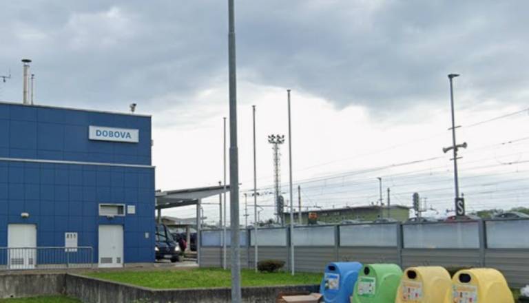 Ob meji nastaja nova stanovanjska soseska. Vse to bo imela na voljo