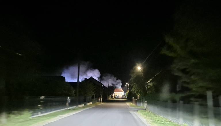 FOTO in VIDEO: Požar v Odrancih, gori hiša