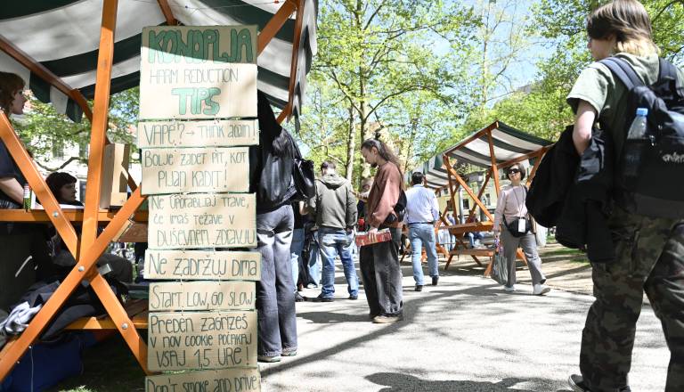 FOTO in VIDEO: Marihuana Marš 2026 na Kongresnem trgu: »Zakon še vedno čaka, ljudje pa ne«