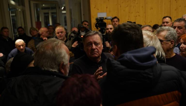 Bodo šli Ljubljančani dvakrat na referendum: Prvič zaradi parkiranja, drugič zaradi sežigalnice?