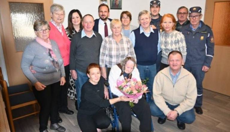 Žalostna vest: Po Mariji Žekš umrla 'nova' najstarejša Slovenka