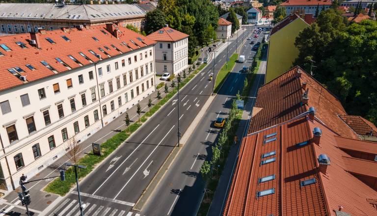 Na Tržaško cesto prihaja rumeni pas