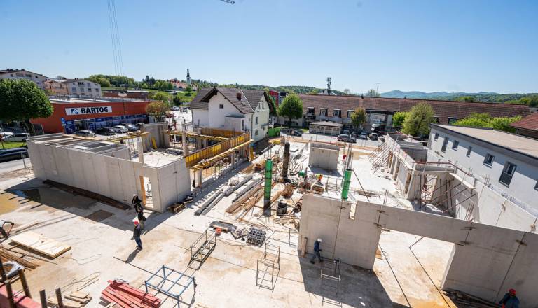 FOTO: Tako napreduje nov kulturni center na Dolenjskem, vse to so že naredili