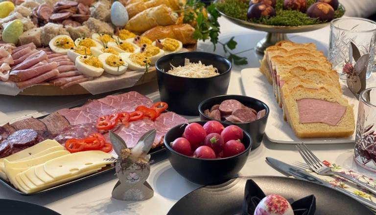 Poznate simboliko velikonočnih jedi?