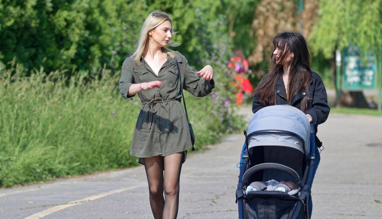 Veliki mesečni horoskop za april 2026 napoveduje prelomnice tem znamenjem