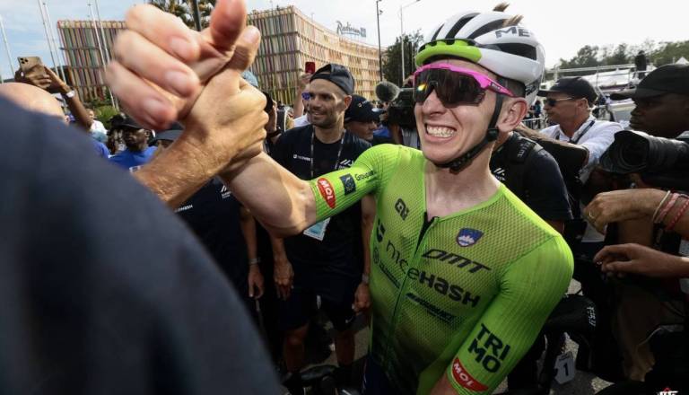 Pogačar še do tretje zmage v Flandriji, van der Poelu ni uspelo