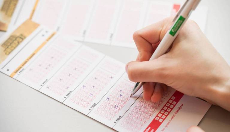 Velik Eurojackpot dobitek v Sloveniji: Sreča se je nasmehnila enemu igralcu