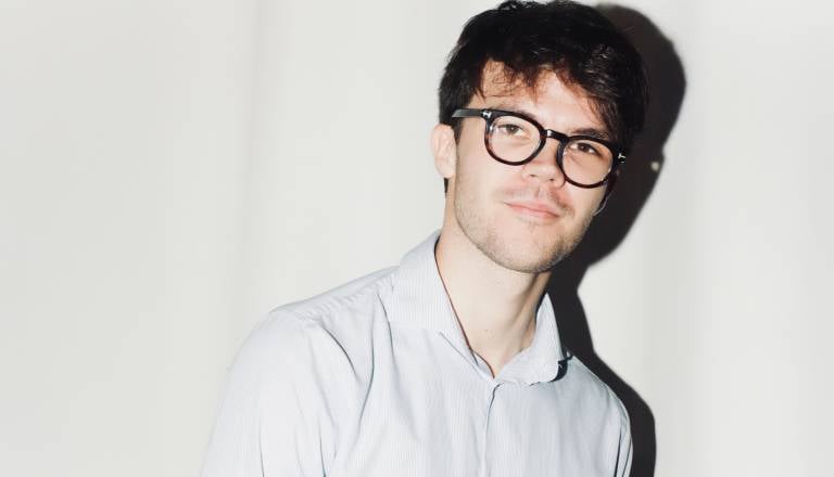 Ptujčan soustvarjal uniforme za Združene narode, razstava na ogled v ptujski knjižnici