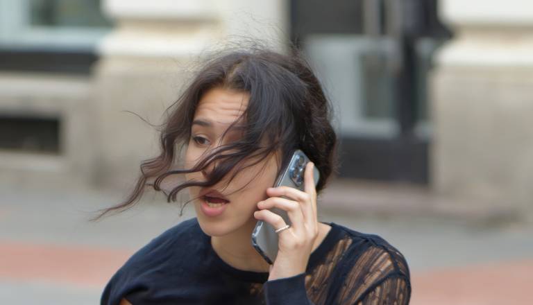 Izpad telefonskih linij v sodni palači: Če jih boste klicali, so nedosegljivi